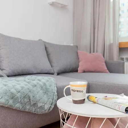 Pomorska Apartament Przy Parku Reagana By Renters * Gdansk